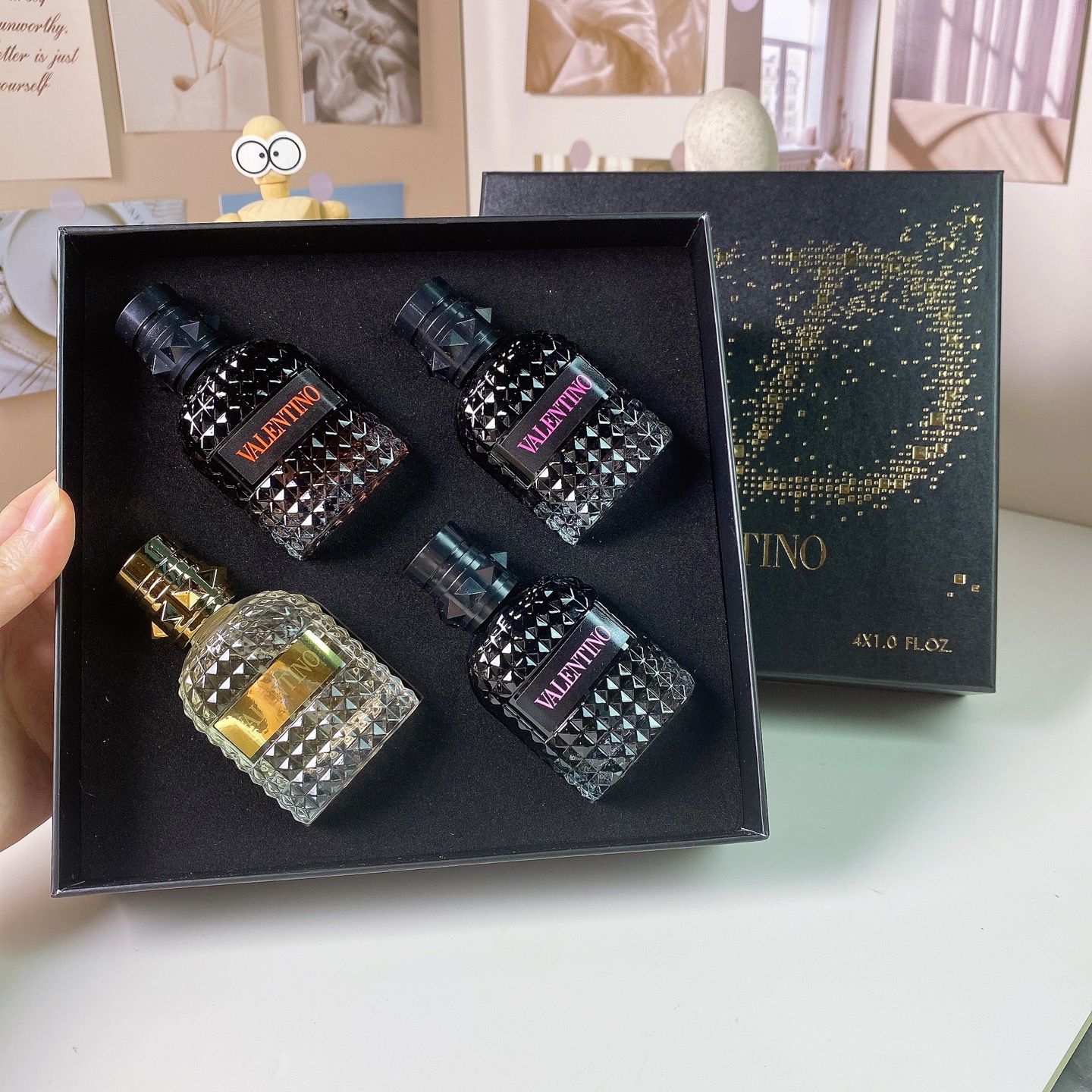 D112：Valentino Uomo Born in Roma 4-Piece 30ml Fragrance Gift Set (4×30ml)
